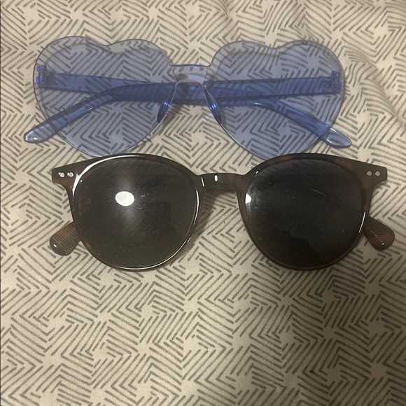 Accessories - Stylish Blue and Brown Sunglasses Set
